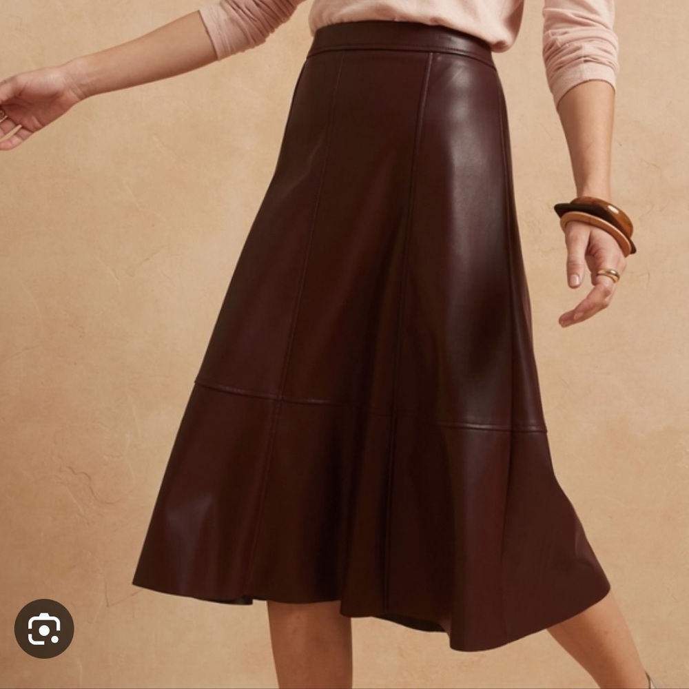 NWOT- Banana Republic Factory Faux Leather Midi Skirt